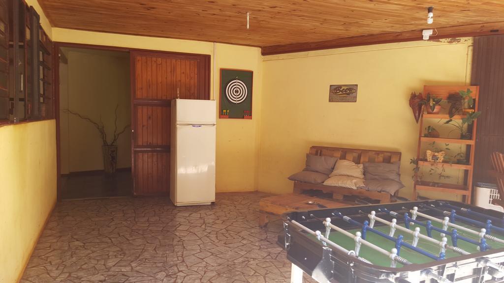 Residencial Uno Hostel Puerto Iguazu Bagian luar foto